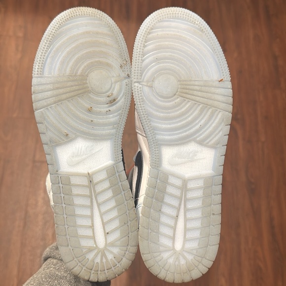 Air Jordan 1 mid SE (GS) - Picture 12 of 12